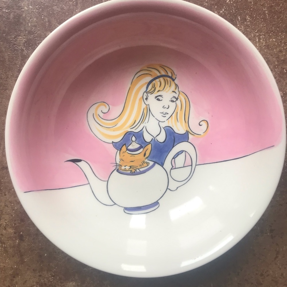 Alice in Wonderland serving bowl dish Whittard of Chelsea Dormouse in teapot